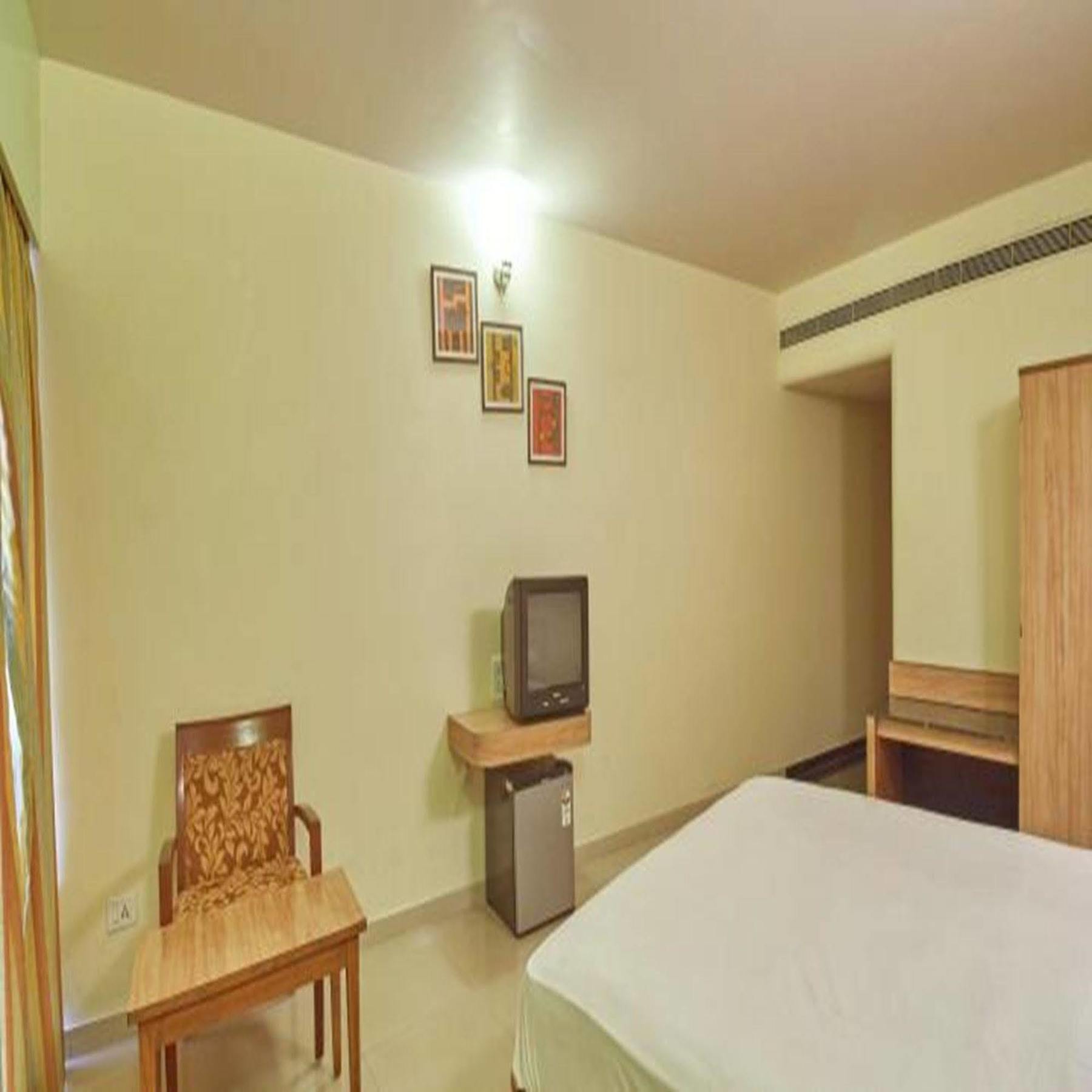 Sahil Sarovar Portico Lonavala Exterior photo